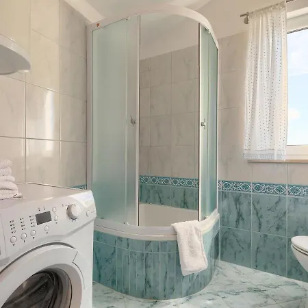 Prázdninový dům Ana Lucija - Rca508 By Interhome Pula