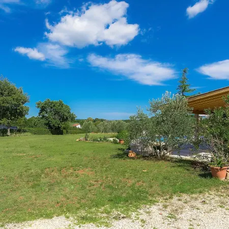 Ana Lucija By Interhome Ferienhaus Pula